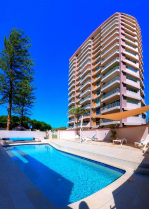 Narrowneck Court Holiday Apartments